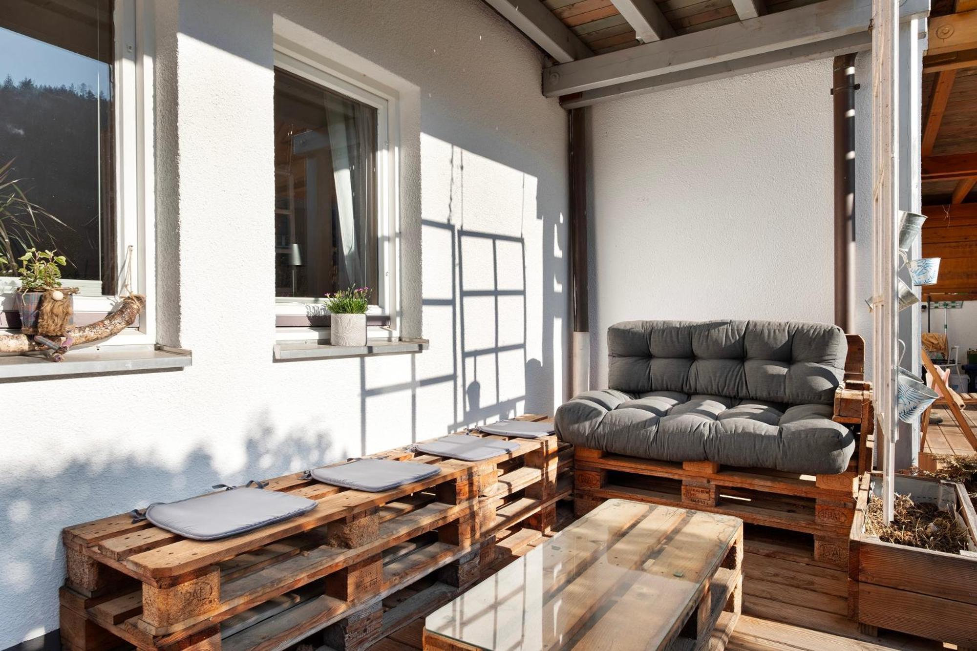 Ruhige Schwarzwald Ferienwohnung Buchenbach  ภายนอก รูปภาพ